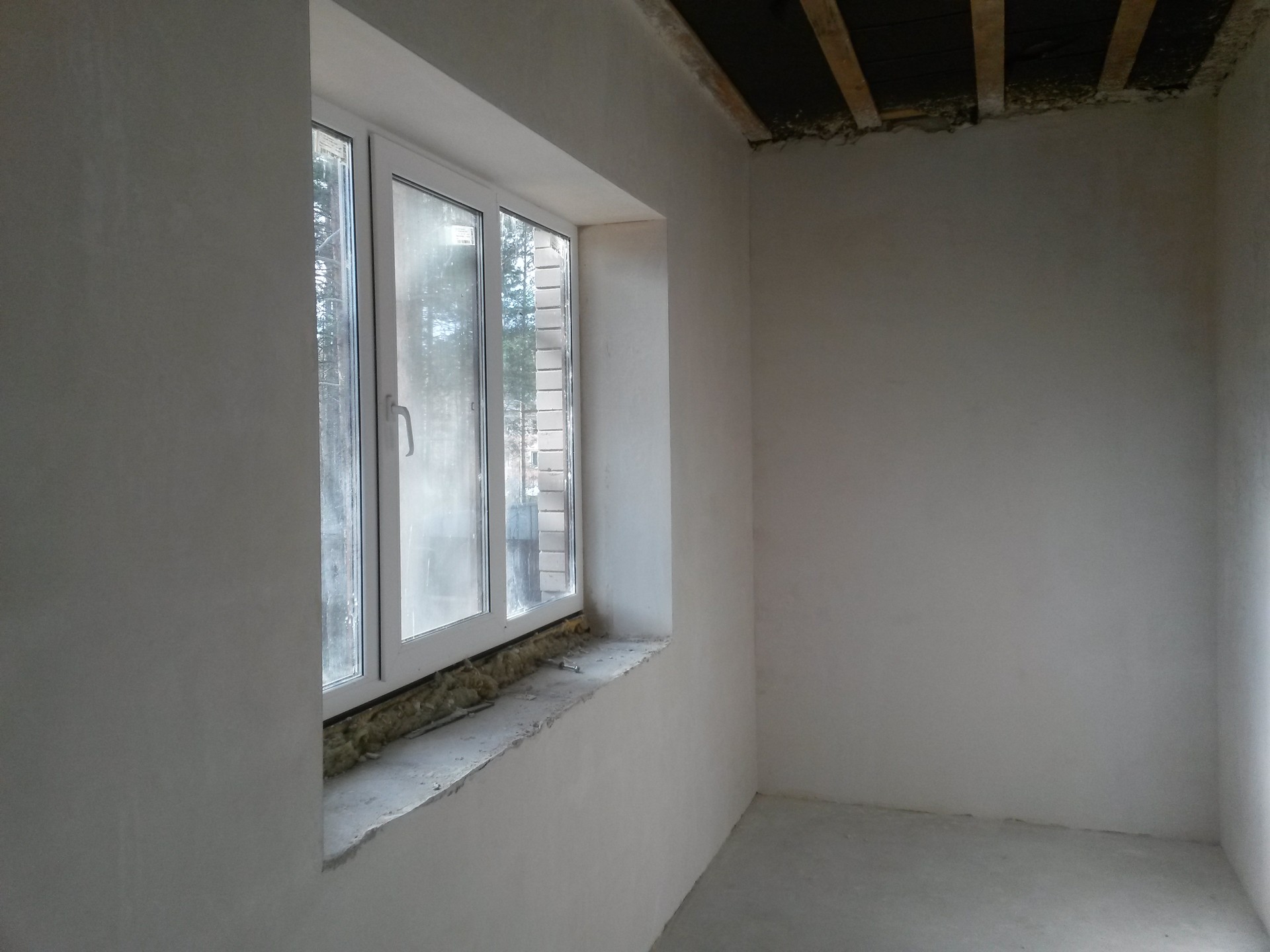 Машинная штукатурка откосов